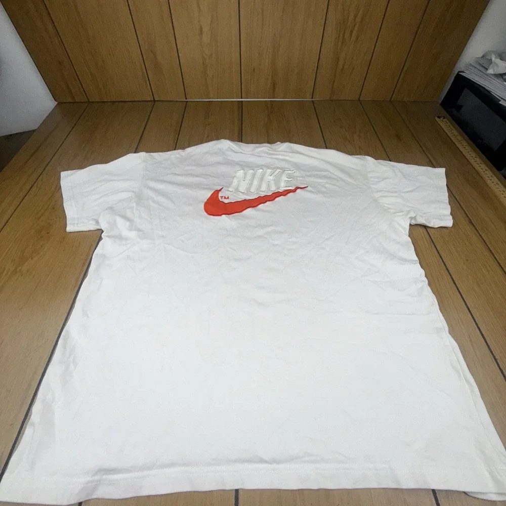 NIKE Trend Max 90 T‎ shirt Chest Pocket Logo Short Sleeve XL Beige
